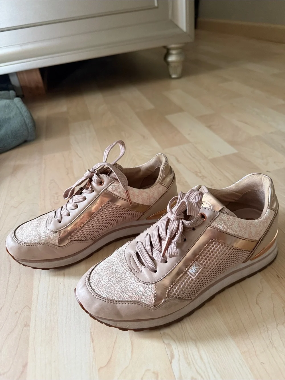 Michael Kors casual lace